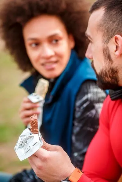 Best-Snacks-for-PWD-Protein-bar-iStock-1140122322-1920w