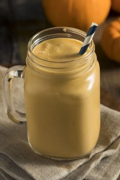 Pumpkin-Pie-Smoothie-iStock-613033316-1920w
